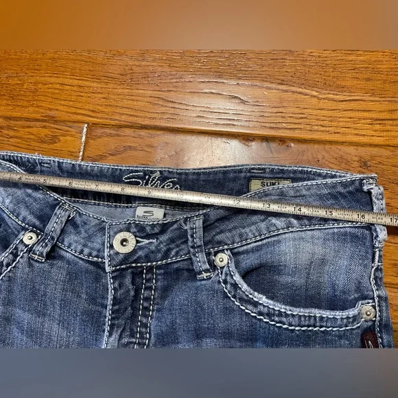 Silver Jeans Capri Suki Womens Blue Embroidered Pocket Mid Rise Denim Size 14 - Picture 11 of 14